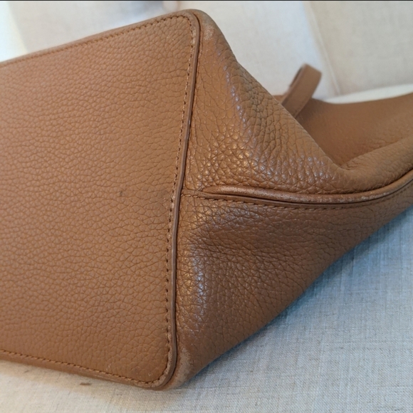 Tory Burch Tote - Picture 7 of 9